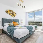 Vivi Homes - Lima Pool, Sunny Terrace & Estepona