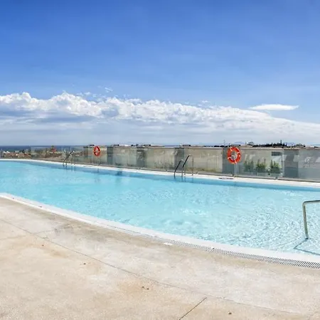 Σπίτι διακοπών Vivi Homes - Lima Pool, Sunny Terrace &