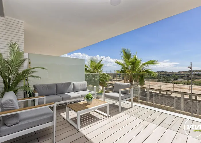 Σπίτι διακοπών Vivi Homes - Lima Pool, Sunny Terrace & *