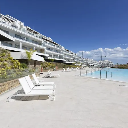 Hébergement de vacances Vivi Homes - Lima Pool, Sunny Terrace & Estepona